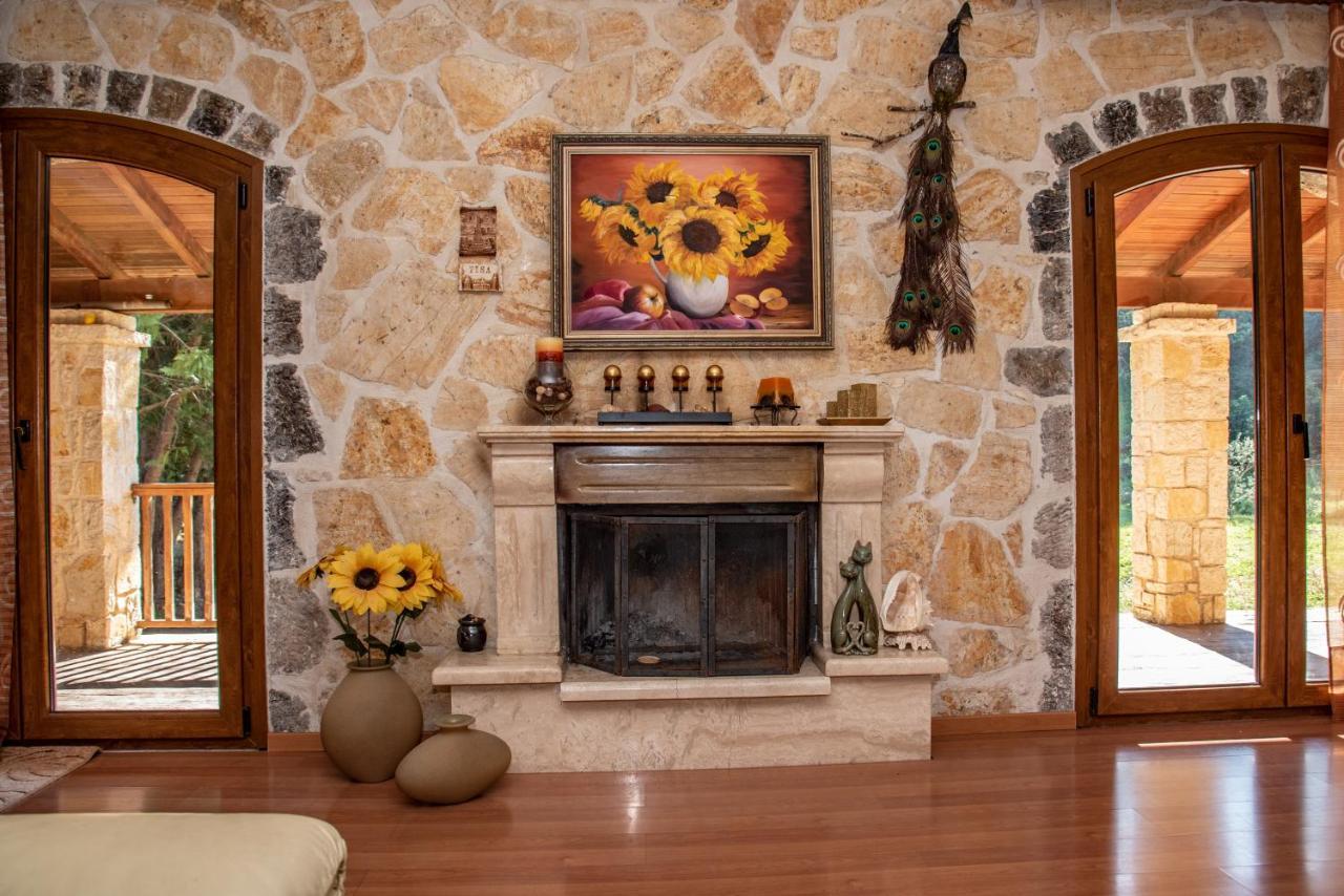 Vintage Villa
